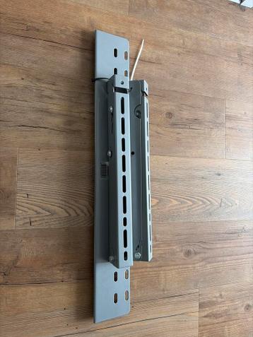 Tv steun VFW 140 silver