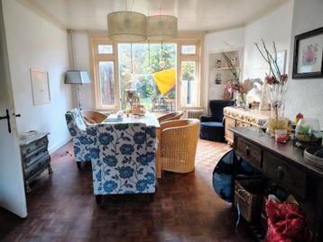 gratis | tafels, stoelen, banken, fauteuils, poef