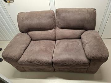 Comfortabele 2-persoons uitklapbare bank