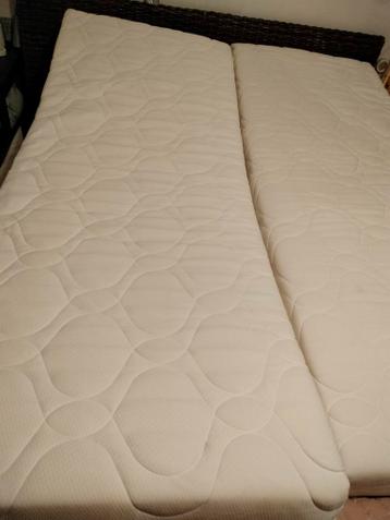 Twee matrassen 210x80 20 dik