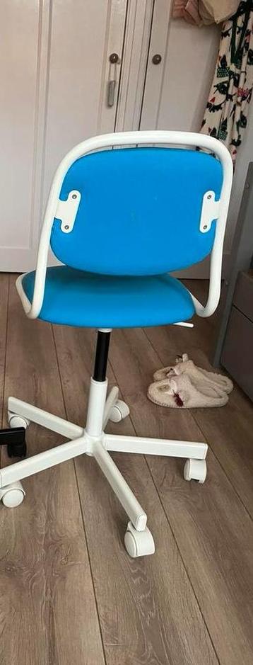 Gratis af te halen: blauwe Ikea kinder bureaustoel