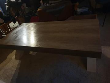 Salontafel met kruispoot