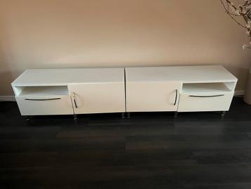 Gratis TV-meubel / dressoir - wit, modern design