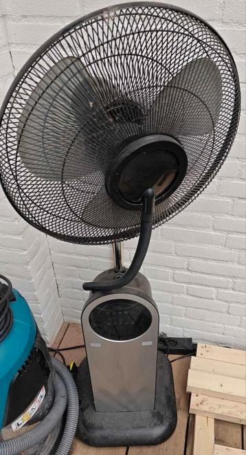 Ventilator met nevel