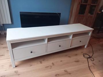 Gratis ophalen: Ikea Hemnes TV-meubel, wit