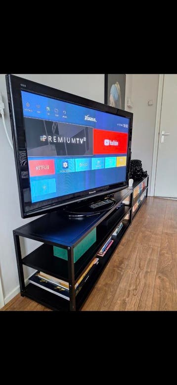 43 inch. Panasonic kleuren televisie. Menemen prijs: € 45-