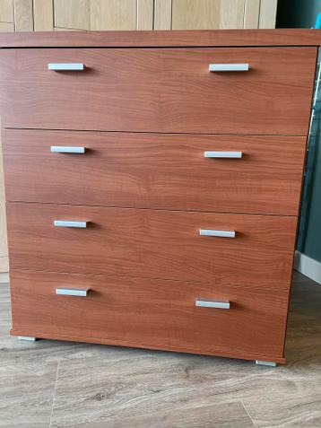 Ladekastje met 4 lades, gratis ophalen