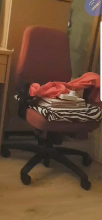 Gratis bureaustoel moet weg vandaag