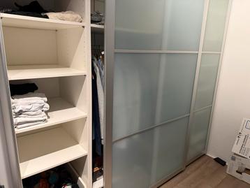 IKEA Kledingkast met Schuifdeuren - 250x236cm