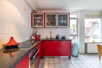 GRATIS Bovenkastjes keuken / keukenkastjes met glazen deuren