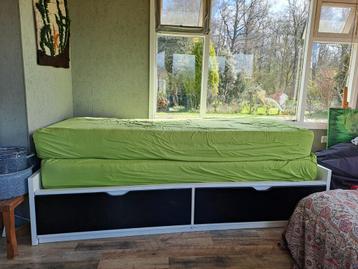 1 persoons Bed met lades ikea