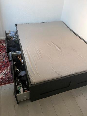Ikea bed met 4 lades 140x200 inclusief lattenbodem