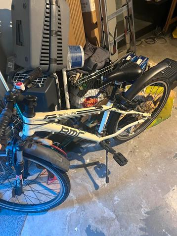 GRATIS AF TE HALEN Fiets, voor jongens of meiden