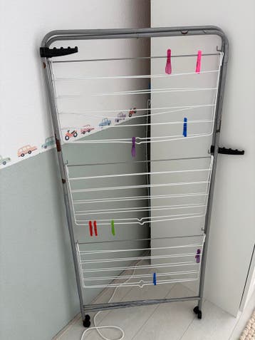 Compact droogrek met gebruikerssporen