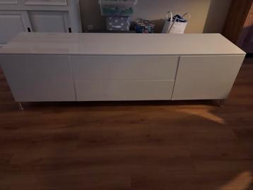 Gratis | Dressoir / tv kast hoogglans wit