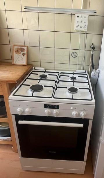 Siemens gasfornuis met oven en glazen plaat