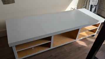 Gratis TV-meubel met wieltjes - Goede staat