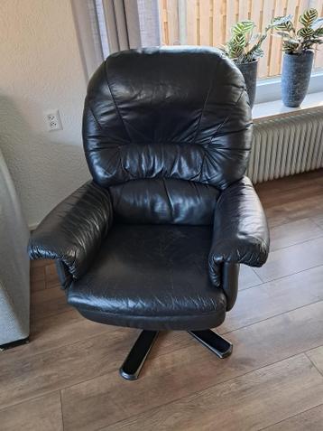Gratis verstelbare draaistoel
