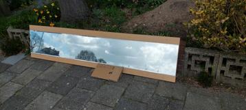 Gratis af te halen in Ankeveen spiegel
