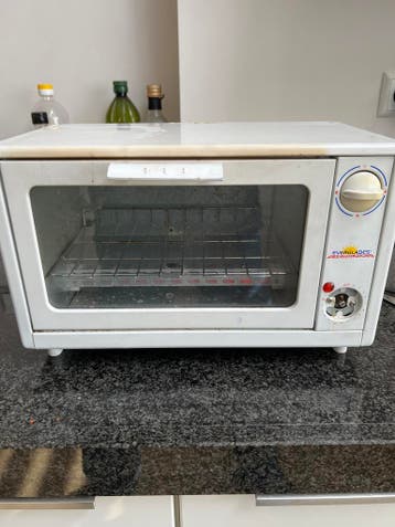 Everglades mini oven ( werkt goed)
