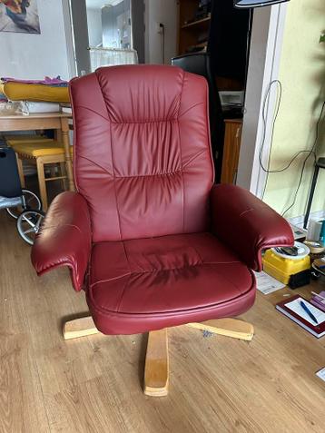Gratis fauteuil stoel rood