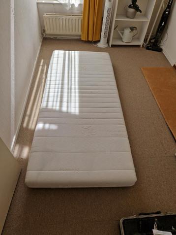 Matras 195x90. 15cm dik