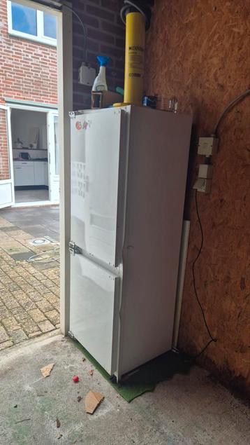 Oude koelkast gratis ophalen in Hoensbroek (oud ijzer)