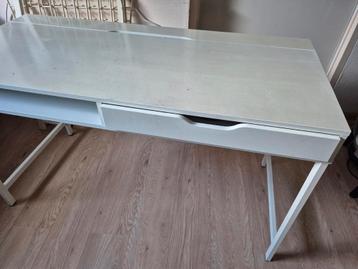 Gratis ophalen in Ijsselstein, ikea bureau