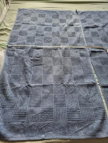 Blauwe badlakens,  2 stuks.  Gratis ophalen.
