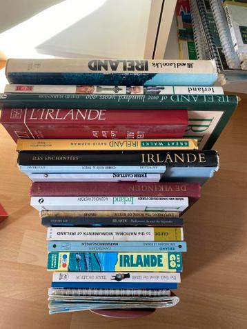 Ierland Reisgidsen en Boeken - Diverse Collectie