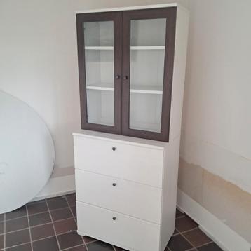IKEA Servieskast met lades en vitrine - 182 cm hoog