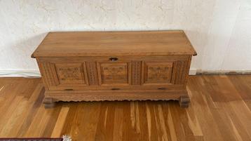 massief eiken lage kast/ dressoir/ tv meubel