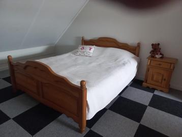 Gratis bed 200x160 incl nachtkastje