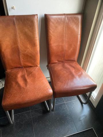 Stoelen (2) gratis
