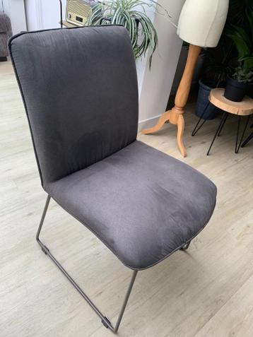 4 eethoek stoelen gratis