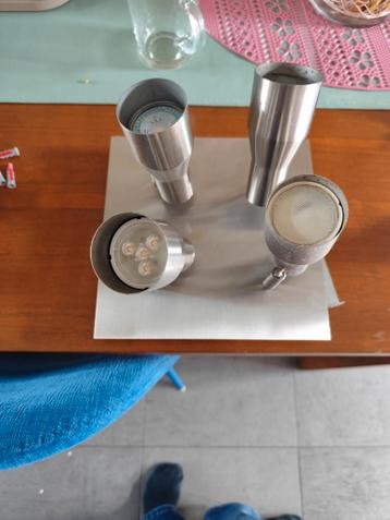 Lamp in roestvrij staal