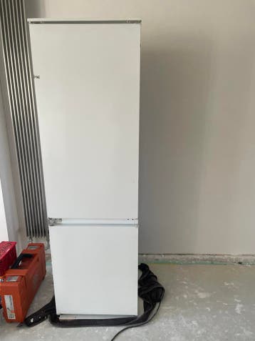 Gratis afhalen inbouwkoelkast  Zanussi