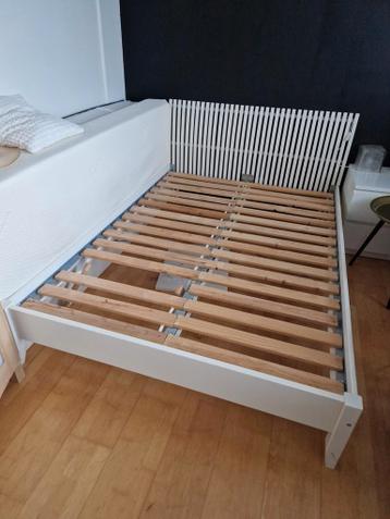 Bedframe 140x200 met lattenbodem
