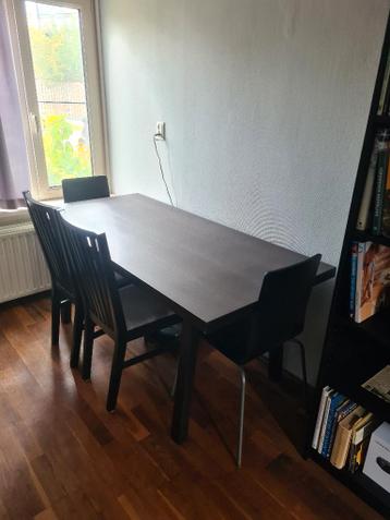 Gratis afhalen Ikea tafel + 4 stoelen zwart
