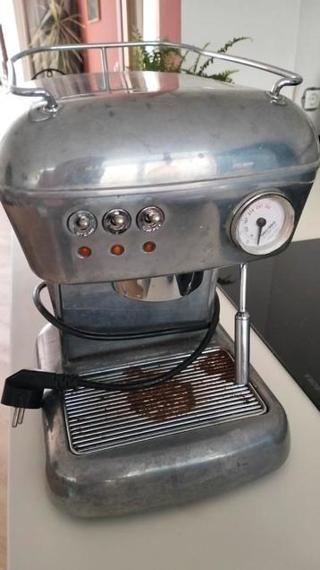 Gratis oude Ascaso koffiemachine - werkt nog