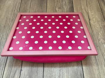 Schoottafeltje roze met witte stippen