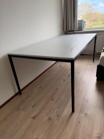 GRATIS - bureau staal kunststof (Emmein)