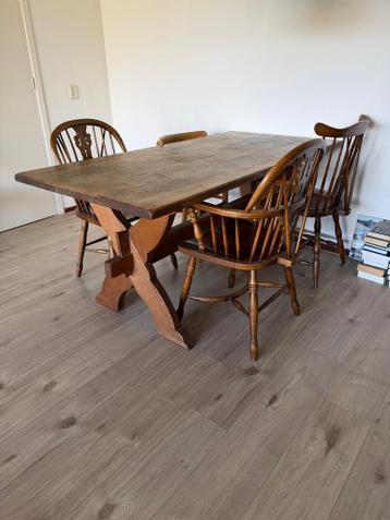 GRATIS - eiken stoelen (met tafel)