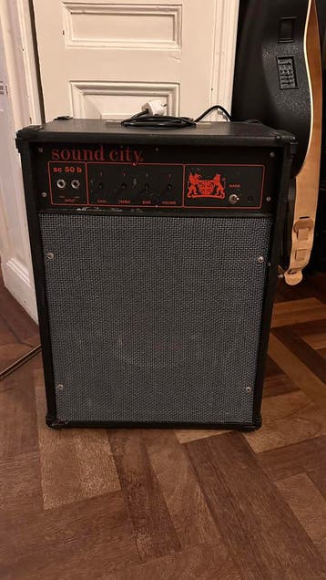 GRATIS: Sound City basversterker jaren ‘70-‘80