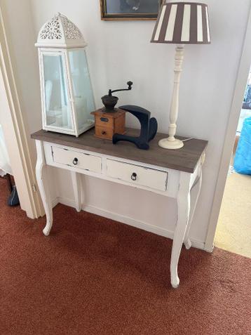 Sidetable wit GRATIS