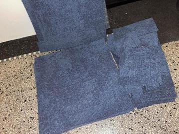 11x Tapijttegels 50x50 Blauw + Reststukken