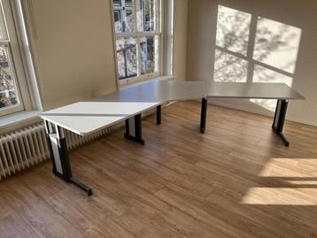 Hoekbureau gratis op te halen