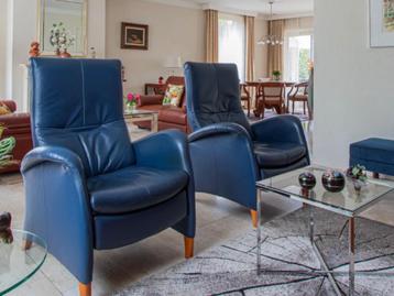 Gratis afhalen 2 leren relax stoelen