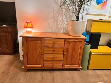 Gratis bruine ladekast 130x43x80 zondag moet hij weg