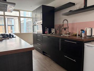 Gratis goedwerkende keuken inclusief apparatuur